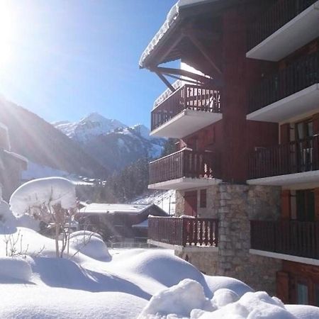 Appartement Cosy Pour 4, Au Coeur Du Village, Proche Des Pistes Et Avec Piscine Estivale - Fr-1-342-173 Areches Exterior photo